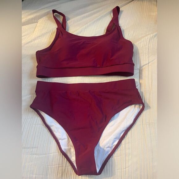 Burgundy maroon‎ two piece high waist swimsuit, size medium new with tags - Picture 1 of 8
